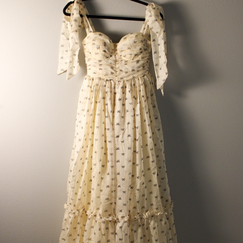 Elegant Cream Bow Tie Maxi Dress